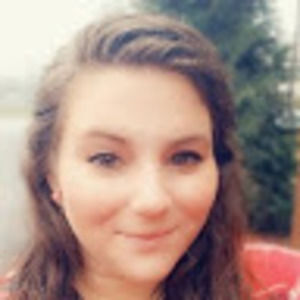 Meet your Posher, Elaina